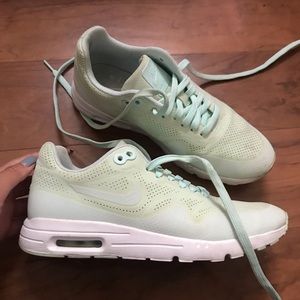 Nike Air Max Women’s